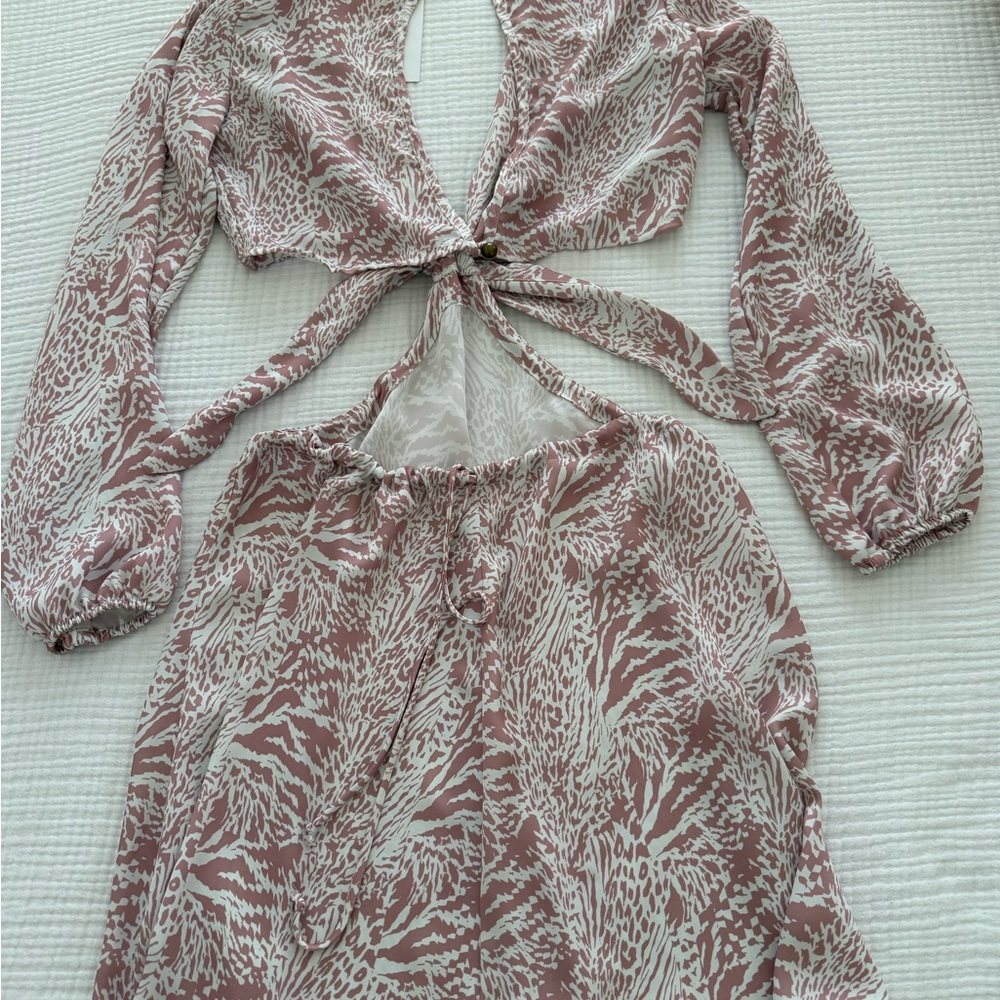RESA Pink and White Abstract Two-Piece Set - Picture 3 of 3